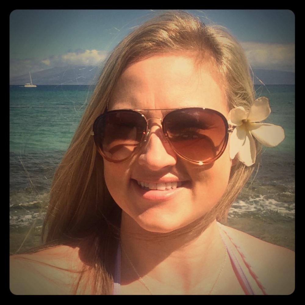 Meet your Posher, Ashlie